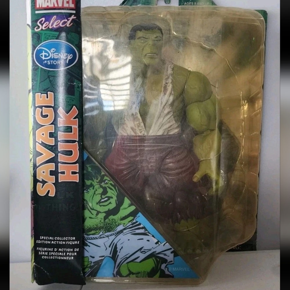 Marvel Select Savage Hulk Action Figure View 2